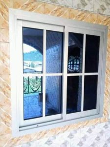 fenêtre sur mesure à Mont-Saint-Vincent
